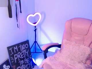 selenavalentine67's CamSoda show and profile