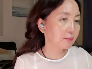 AvroraSakura's Live Sex Cam Show
