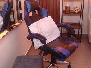 kenya-buhle Live Webcam on CamSoda