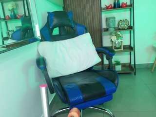 kenya-buhle Live Webcam on CamSoda