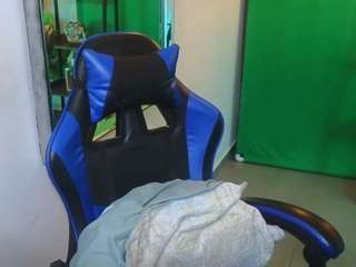 kenya-buhle live cam profile