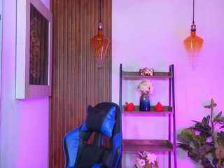 kenya-buhle live cam profile