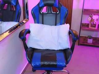 kenya-buhle Live Webcam on CamSoda