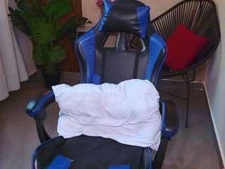 Kenya Buhle live webcam show
