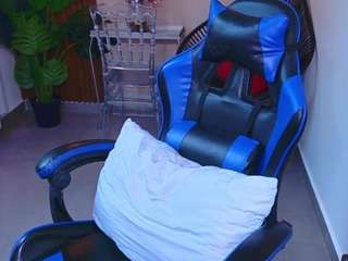 Kenya Buhle live webcam show