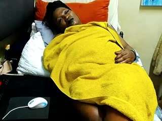 brunettedevon
