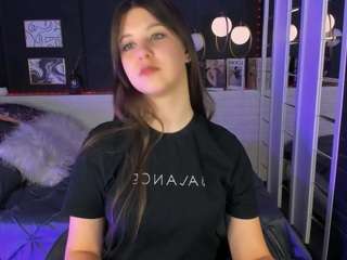 elizamild live cam profile
