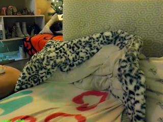 le modèle nikkiprincess est en webcam porno dans un show sur le site camsoda, il possède les tags suivants: ass,mature,toys,teen-18,tease,strip,solo,small ass,skinny,no smoking,no drinking,natural,athletic,middle aged,moaning,lovense,camel toe,bedroom,bj,blowjob