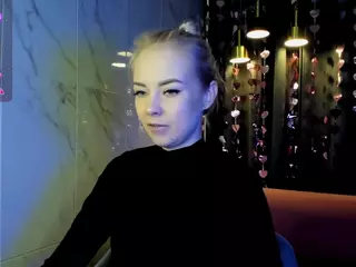 StephanieSea's Live Sex Cam Show
