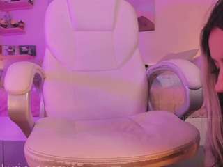 Live webcam model andromeedaa on Soda Cams