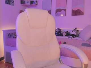 Live webcam model andromeedaa on Soda Cams