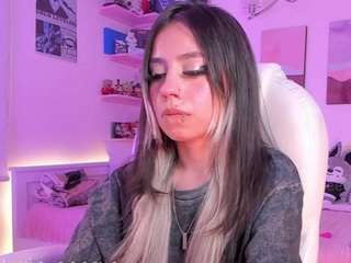 Victoria Saenz live cam preview