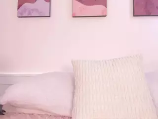 Victoria Saenz's Live Sex Cam Show