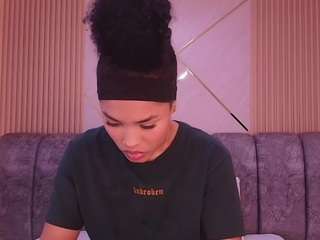 bss-naia Live Webcam on CamSoda