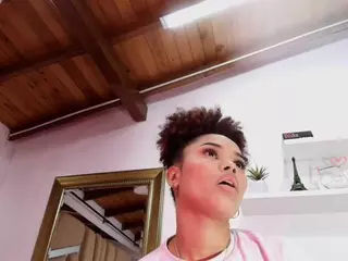 bss-naia's Live Sex Cam Show