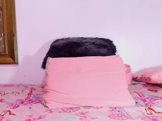 bss-naia's Live Sex Cam Show