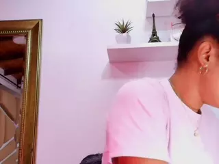 bss-naia's Live Sex Cam Show