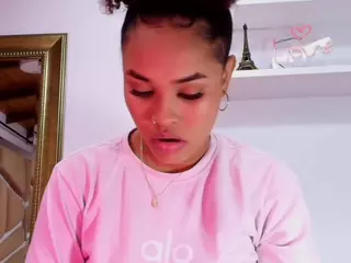 bss-naia's Live Sex Cam Show