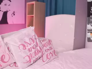 MonikaFox's Live Sex Cam Show
