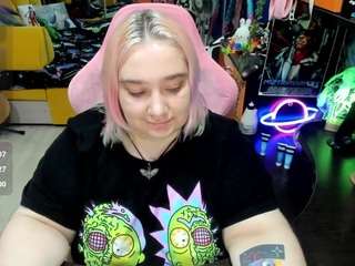 softie-sofy Live Webcam on CamSoda