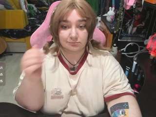 softie-sofy Live Webcam on CamSoda