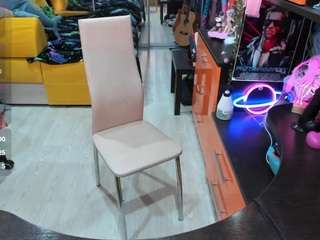 softie-sofy's CamSoda show and profile