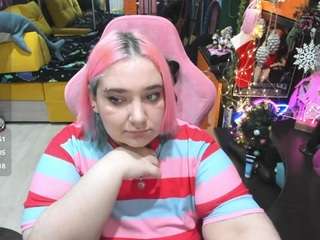 softie-sofy Live Webcam on CamSoda