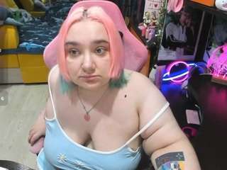 softie-sofy Live Webcam on CamSoda