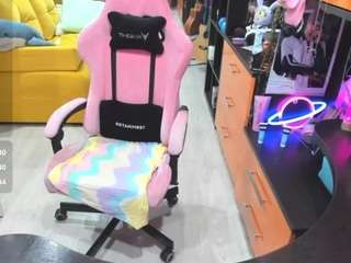 le modèle softie-sofy est en webcam porno dans un show sur le site camsoda, il possède les tags suivants: anal,huge tits,young-adult,toys,teen-18,tease,tattoos,strip,spank,smoking socially,role-play,redhead,pussy,orgasm,ass,lovense,hairy-pussy,dildo,asshole,bj