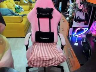softie-sofy live webcam show