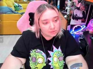 softie-sofy live webcam show