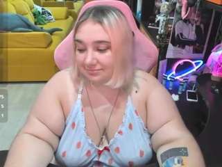 softie-sofy live webcam show
