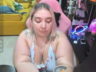 softie-sofy live webcam show