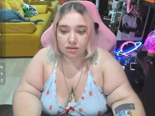 softie-sofy live webcam show