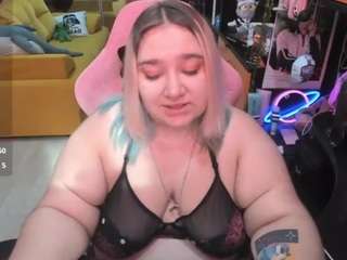 Softie-Sofy live cam