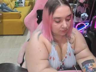 le modèle softie-sofy est en webcam porno dans un show sur le site camsoda, il possède les tags suivants: ahegao,ass,young-adult,twerk,tittyfuck,thick,teen-18,tease,tattoos,strip,spank,red hair,pussy,no drinking,huge tits,hairy-pussy,green eyes,fingers,doggy style,dildo