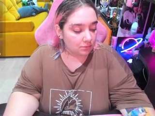 Softie-Sofy live cam preview