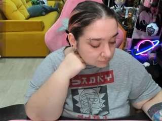 softie-sofy's live room
