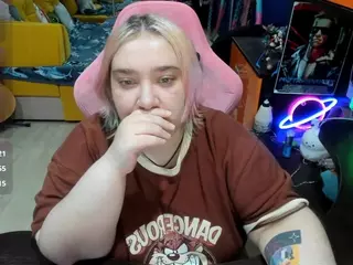 Softie-Sofy's Live Sex Cam Show