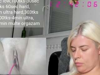 Blue Haired Pussy camsoda misslolaa