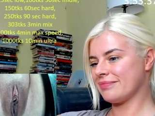 misslolaa webcam model