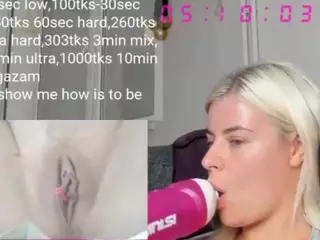 misslolaa's Live Sex Cam Show