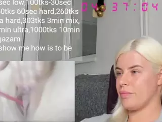 misslolaa's Live Sex Cam Show