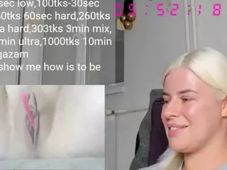 misslolaa's Live Sex Cam Show