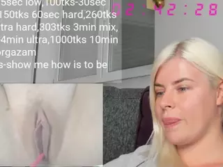 misslolaa's Live Sex Cam Show