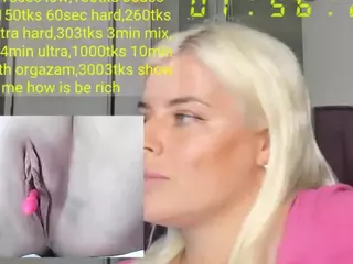 misslolaa's Live Sex Cam Show