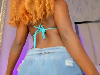Nainadeivis's Live Sex Cam Show