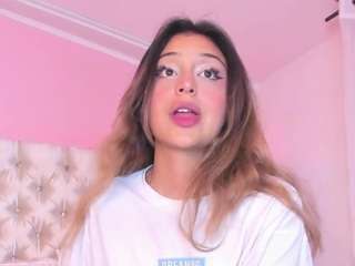 Outrageousone Squirt camsoda sofly-s