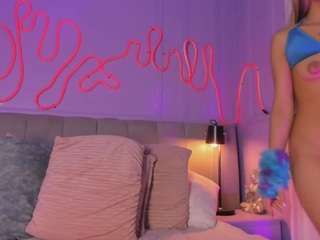 sofly-s Live Webcam on CamSoda