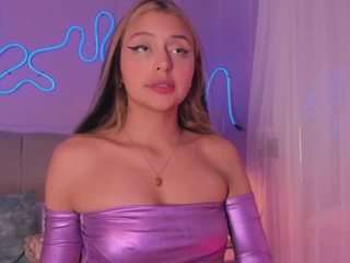 sofly-s Live Webcam on CamSoda